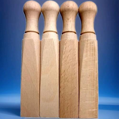 Wooden door stopper - 🚪,